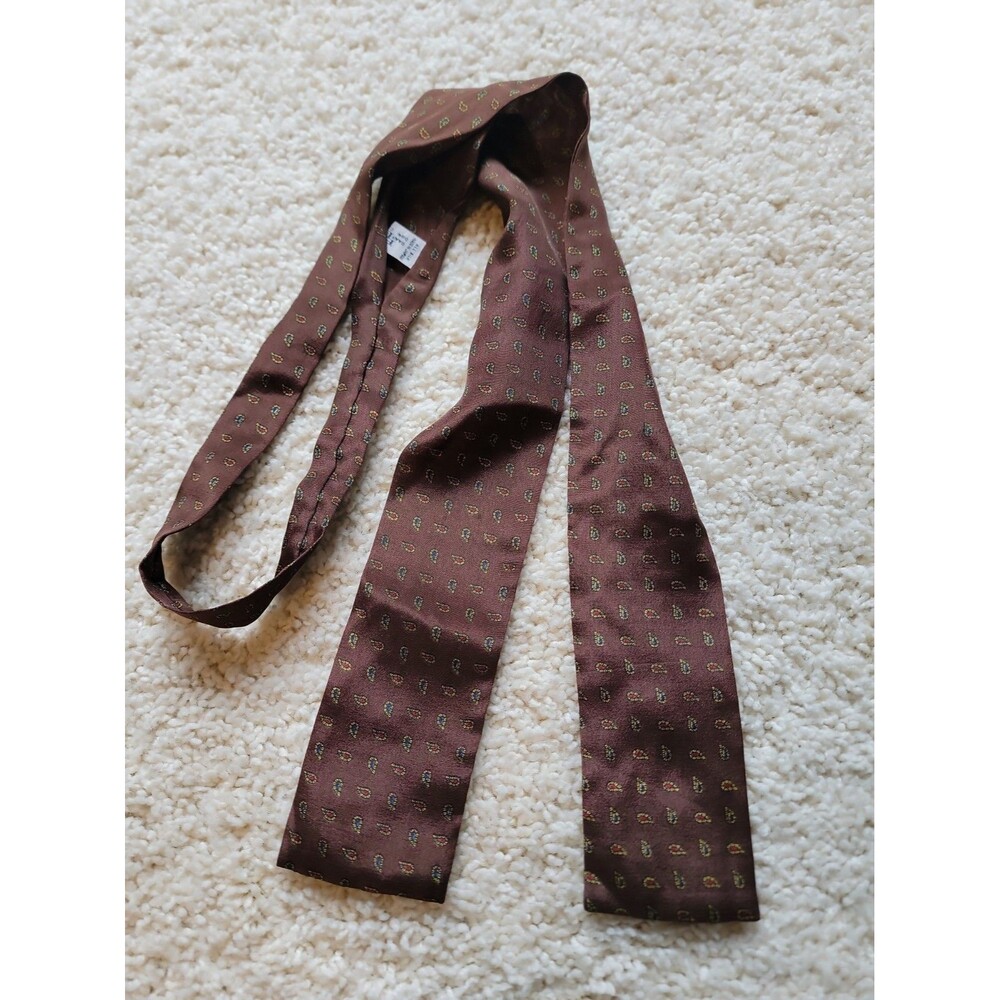 Vintage Baar And Beards 100% Silk Necktie 46"